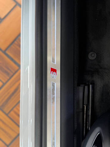 2023 Audi S8 4.0T quattro