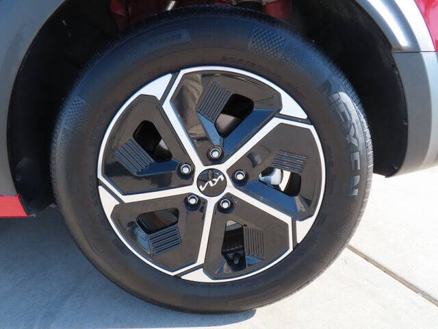 2025 Kia Niro LX
