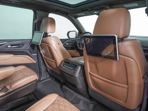 2022 Cadillac Escalade ESV Premium Luxury