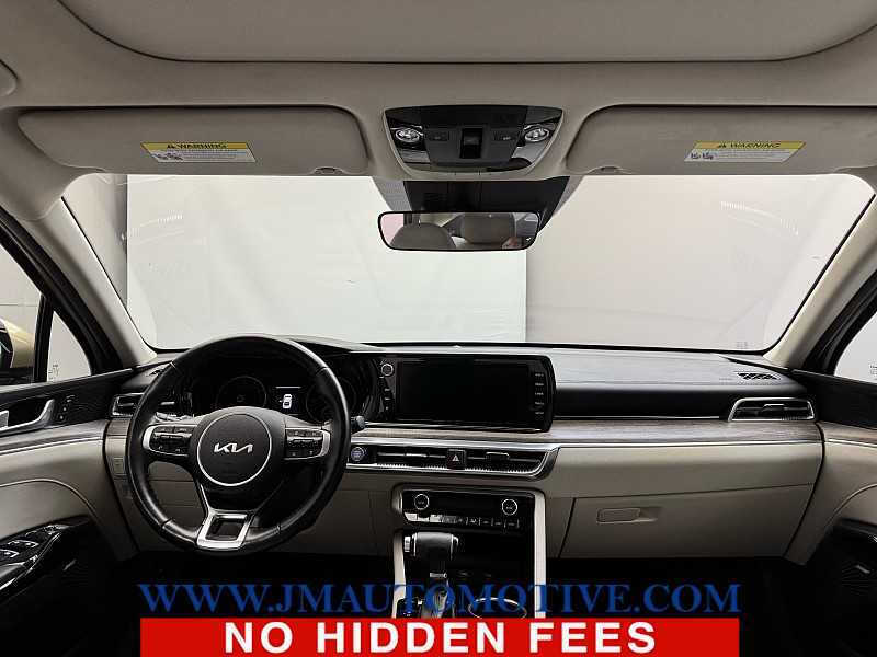 2022 Kia K5 EX