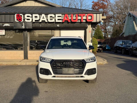 2019 Audi Q5 quattro Prestige 45 TFSI