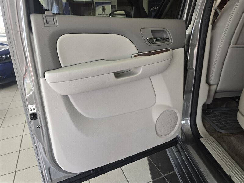 2012 GMC Yukon XL SLT