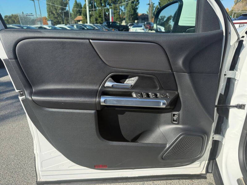 2022 Mercedes-Benz GLB GLB 250 4MATIC