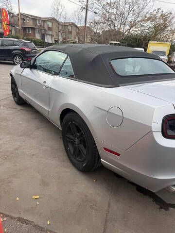 2013 Ford Mustang V6