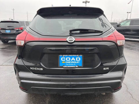 2021 Nissan Kicks SR