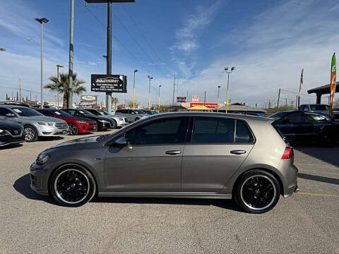 2017 Volkswagen Golf R 4Motion