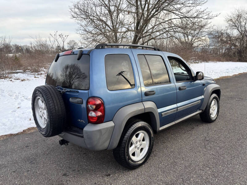 2005 Jeep Liberty Sport