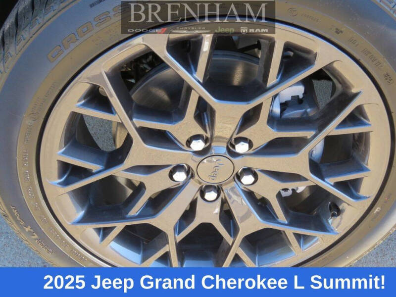 2025 Jeep Grand Cherokee L Summit