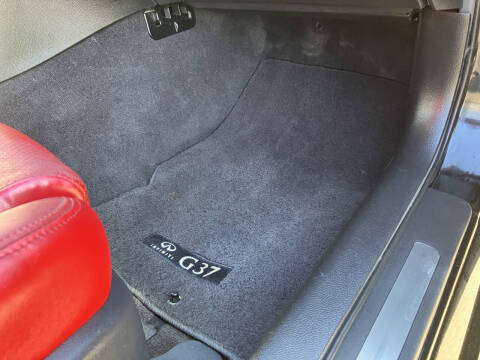 2011 Infiniti G37 Coupe IPL