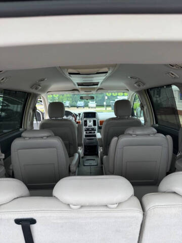 2008 Chrysler Town and Country Touring