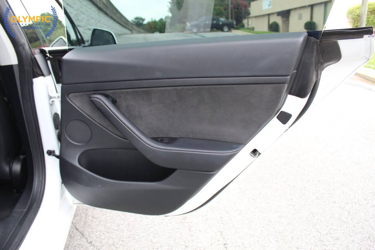 White 2023 Tesla Model 3 Base 4dr Sedan 39