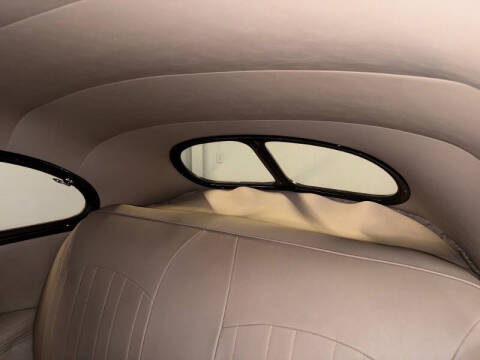 1940 Ford Deluxe
