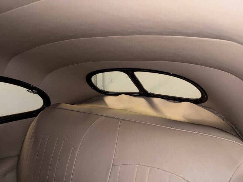 1940 Ford Deluxe