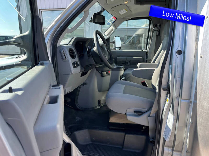 2025 Ford E-Series