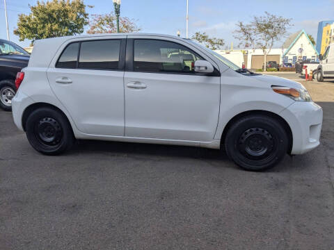 2008 Scion xD