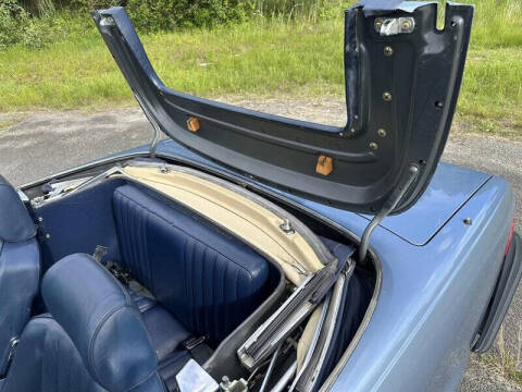 1986 Mercedes-Benz 560-Class 560 SL