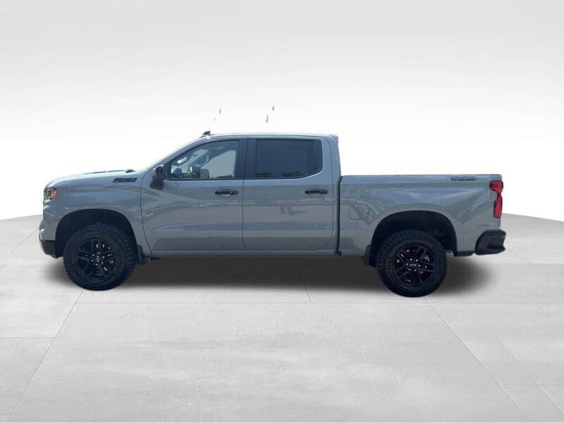 Used 2024 Chevrolet Silverado 1500 LT Trail Boss with VIN 3GCUDFE89RG236453 for sale in Maysville, KY