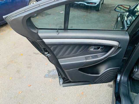 2011 Ford Taurus SEL