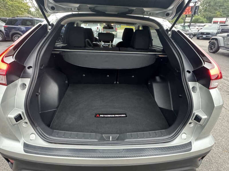 2024 Mitsubishi Eclipse Cross LE