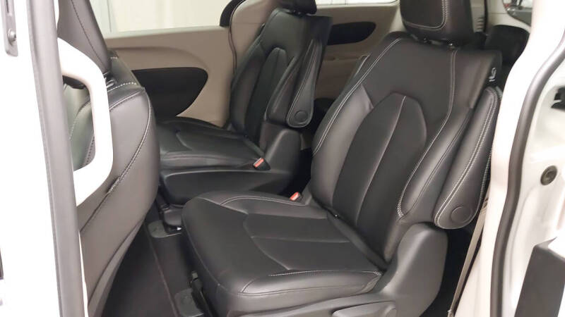 2024 Chrysler Pacifica Plug-In Hybrid