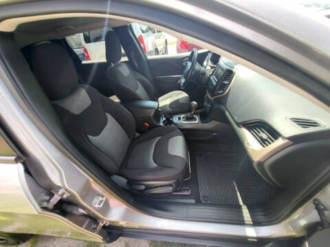 2018 Jeep Cherokee Latitude