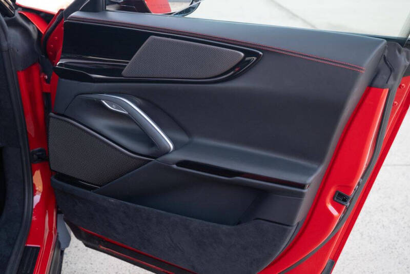 2025 Ferrari Purosangue