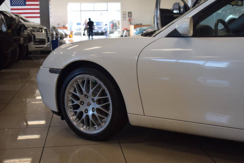 2000 Porsche 911 Carrera