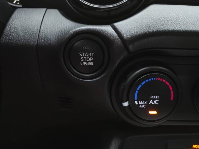 2024 Mazda MX-5 Miata Sport