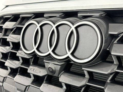 2025 Audi Q5 quattro Prestige TFSI