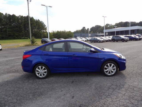 2012 Hyundai Accent GLS