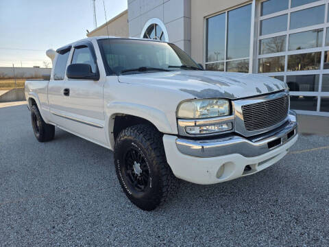 2003 GMC Sierra 1500 for sale at MPG Auto LLC in Fulton MO