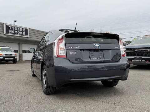 2012 Toyota Prius Two