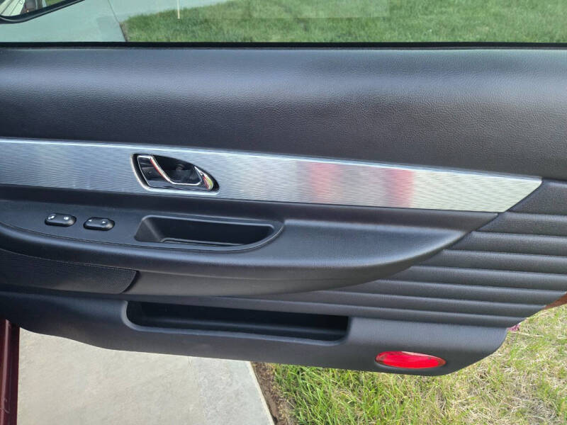 2004 Ford Thunderbird Deluxe