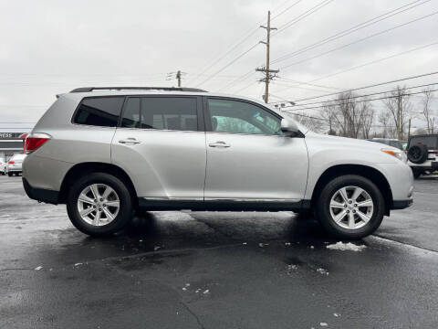 2013 Toyota Highlander SE