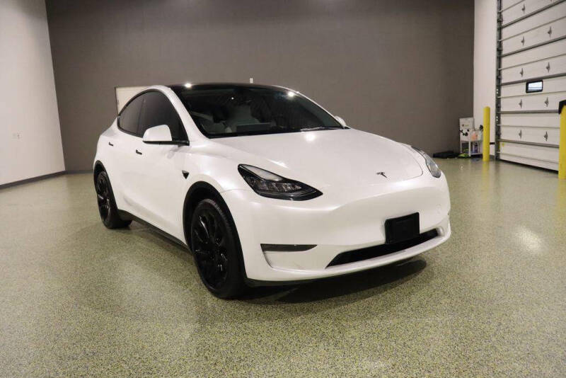 2023 Tesla Model Y Long Range