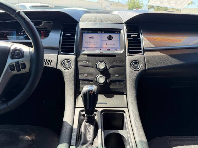 2019 Ford Taurus SEL