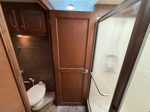 2012 Freightliner XCS Chassis