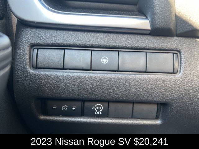 2023 Nissan Rogue SV