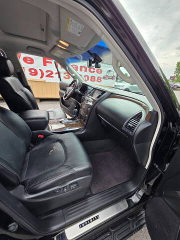 2015 Infiniti QX80