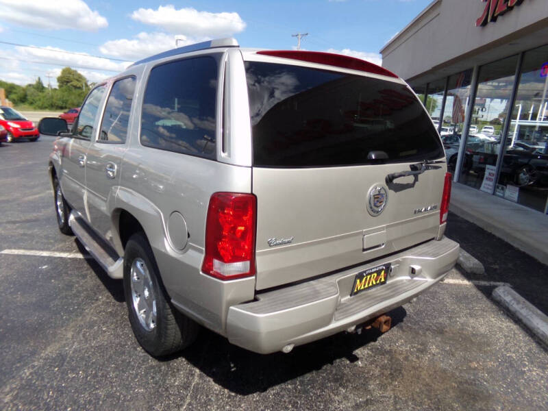 2005 Cadillac Escalade