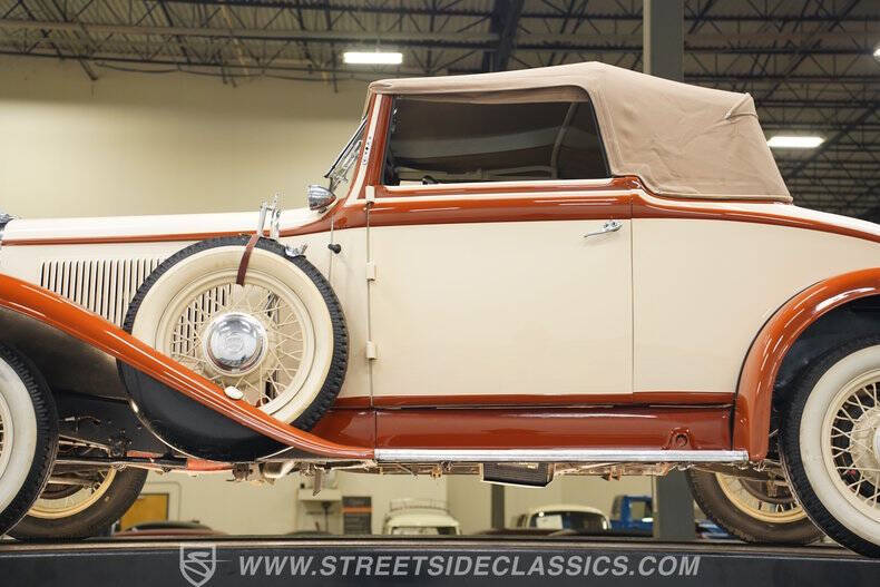 1932 Chrysler Cirrus