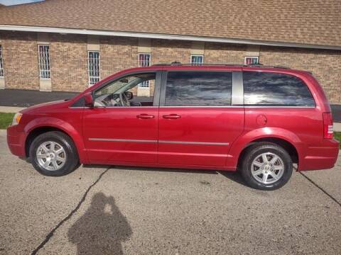 2009 Chrysler Town and Country for sale at City Wide Auto Sales in Roseville MI