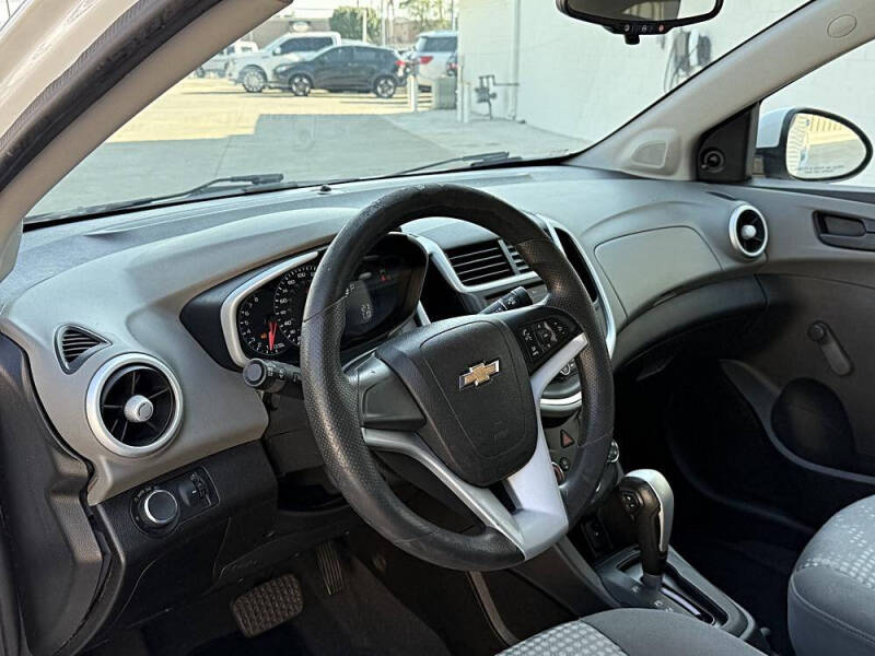 2020 Chevrolet Sonic LS