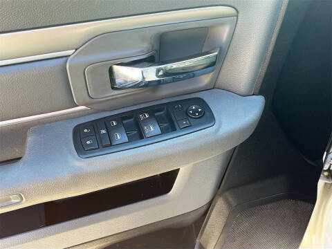 2016 RAM 1500 Big Horn