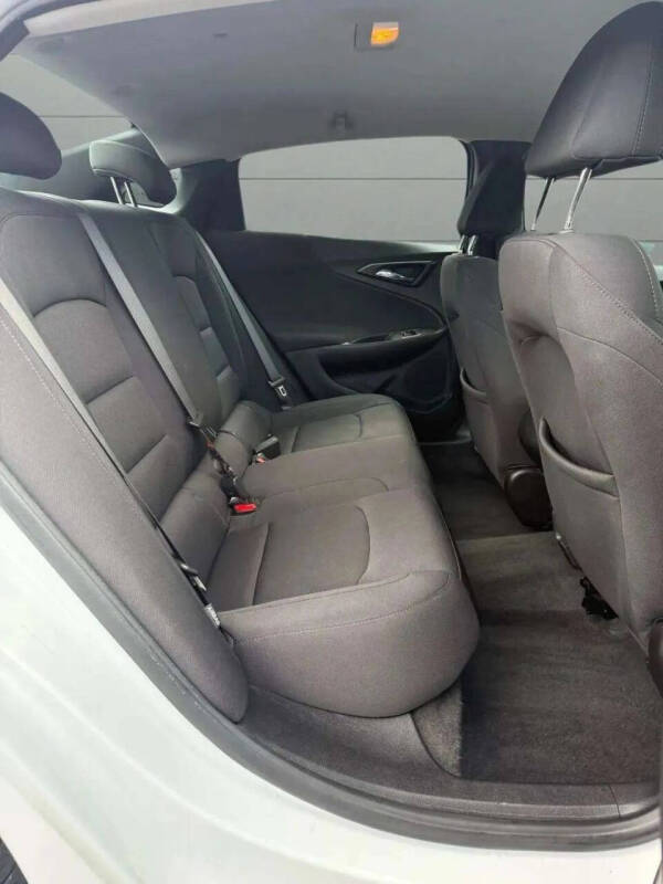 2021 Chevrolet Malibu LS