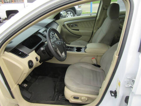 2015 Ford Taurus