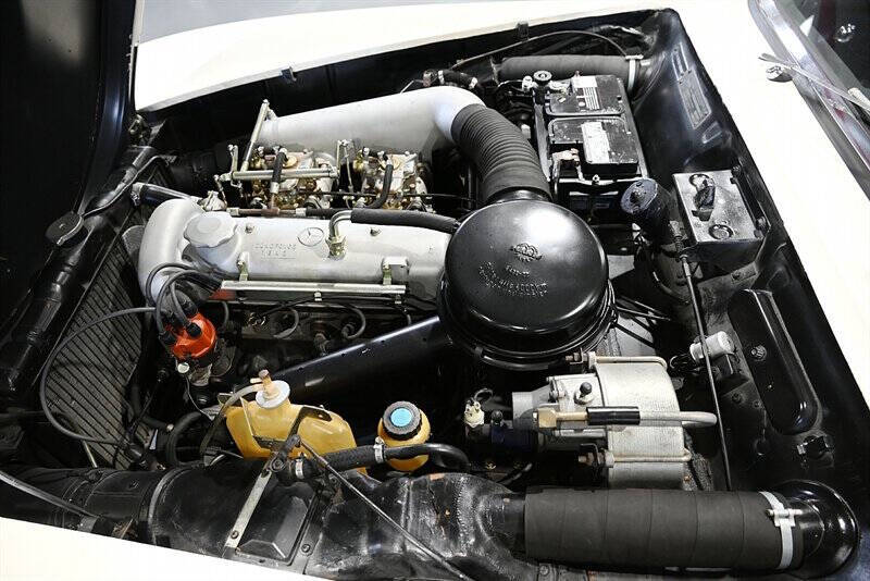 1961 Mercedes-Benz SL-Class 8