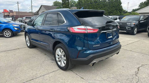 2020 Ford Edge Titanium