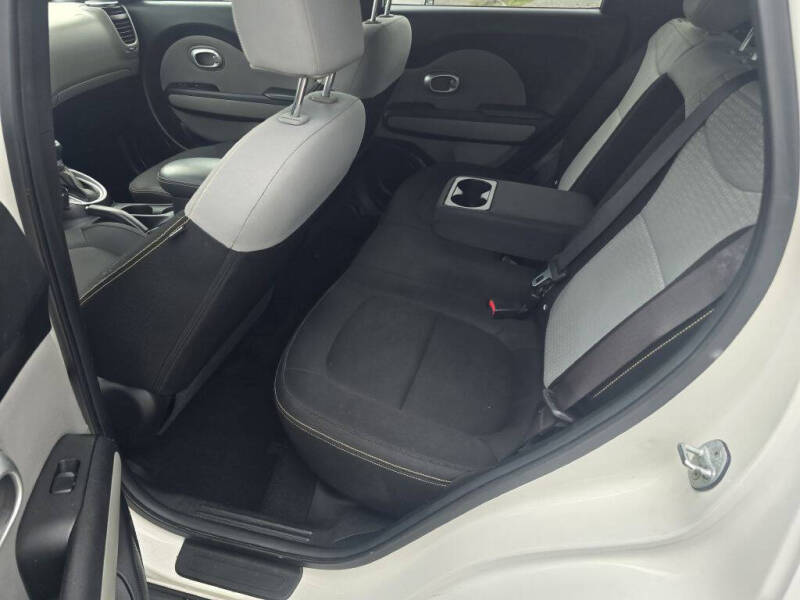 2014 Kia Soul +