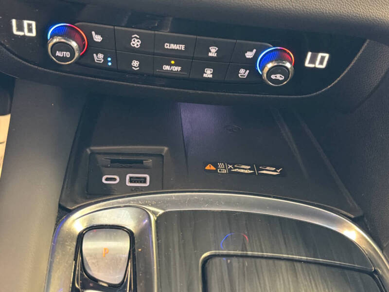 2024 Buick Enclave Premium